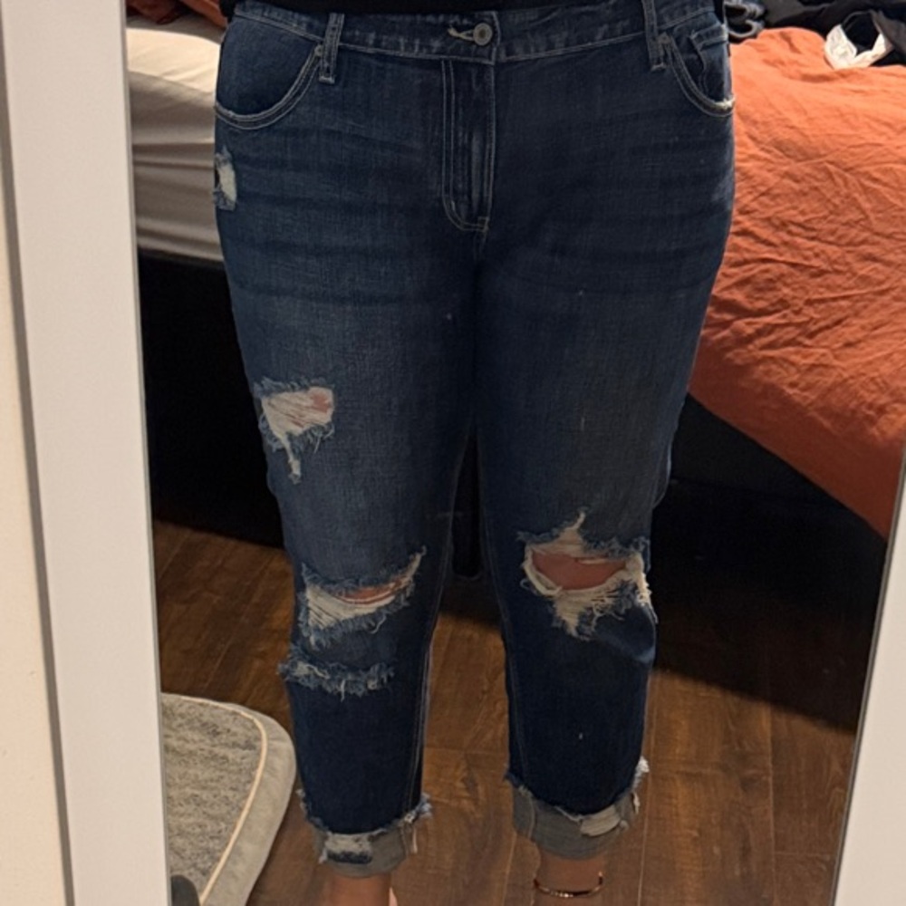 KanCan Dark Blue Distressed Cropped Jeans